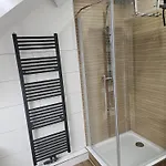 Tautraum Mit Whirlpool Und Gruenem Ausblick Apartamento Wilhelmshaven