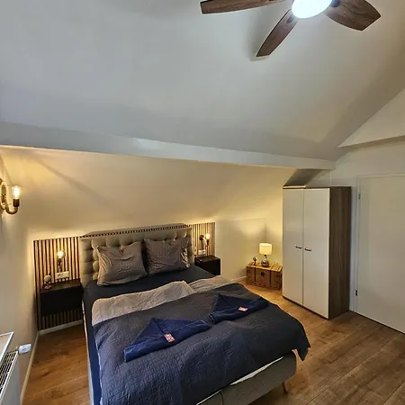 Tautraum Mit Whirlpool Und Gruenem Ausblick Wilhelmshaven