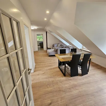 Apartmán Tautraum Mit Whirlpool Und Gruenem Ausblick Wilhelmshaven