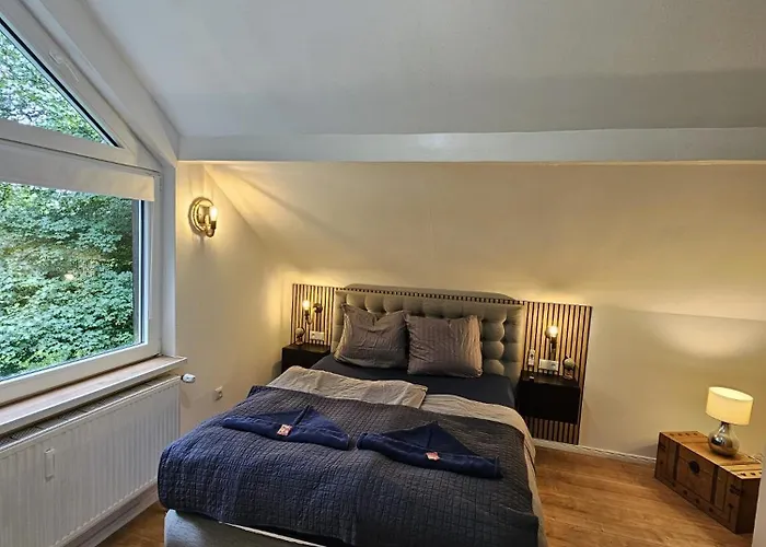 Tautraum Mit Whirlpool Und Gruenem Ausblick Apartman