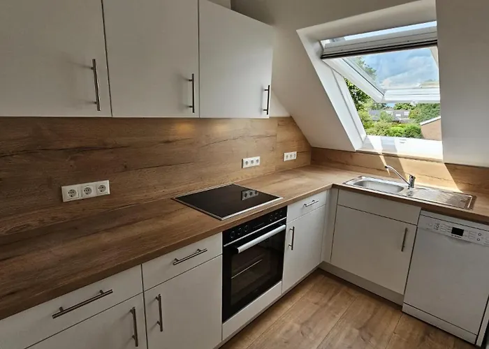 Appartement Tautraum Mit Whirlpool Und Gruenem Ausblick