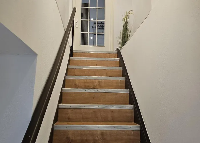 Tautraum Mit Whirlpool Und Gruenem Ausblick Wilhelmshaven